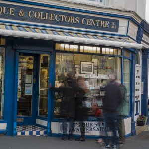 Antiques and Collectors Centre Scarborough – Sell your coins, gold ...